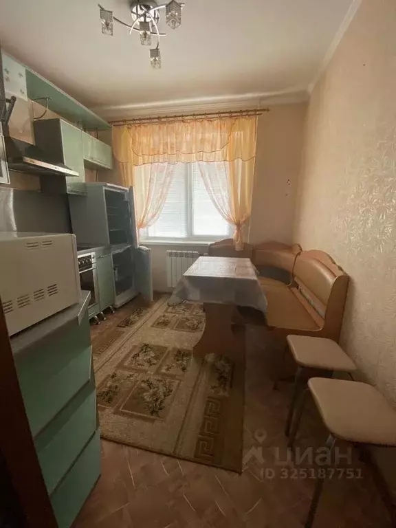 2-к кв. Белгородская область, Старый Оскол Восточный мкр, 14 (54.0 м) - Фото 2