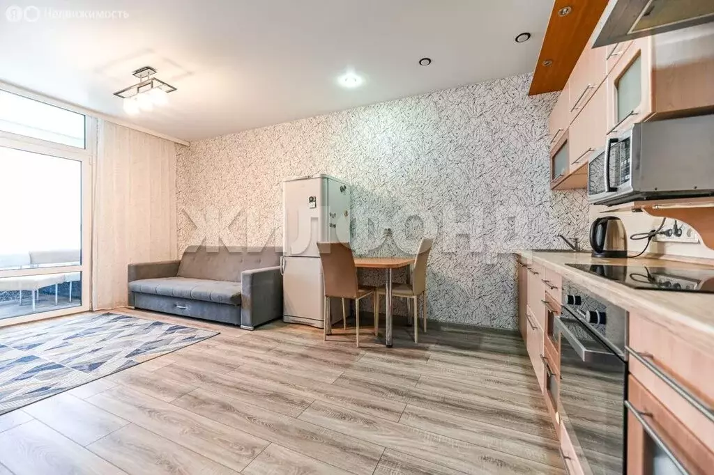 2-комнатная квартира: Барнаул, Сиреневая улица, 52 (44.5 м) - Фото 1