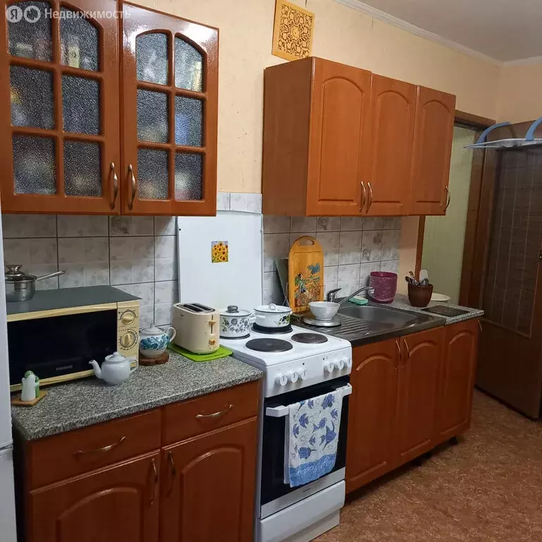 1-комнатная квартира: городской посёлок Будогощь, Заводская улица, 96 ... - Фото 1