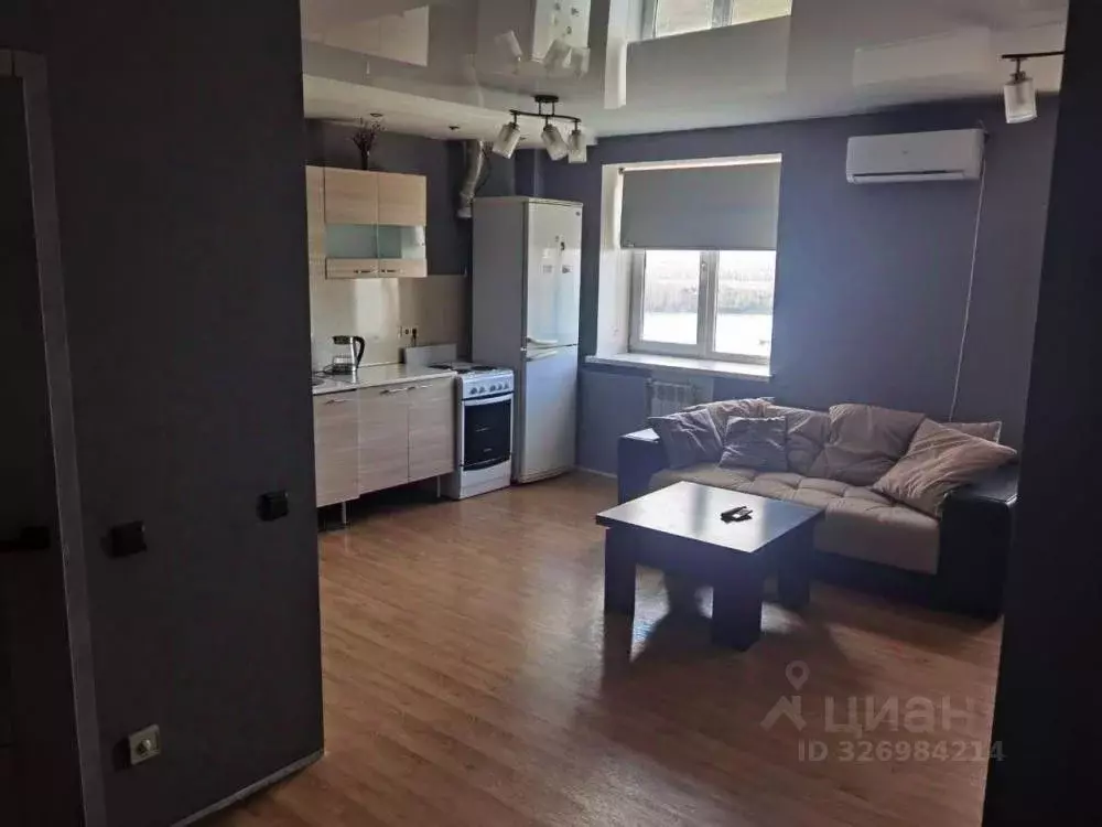 Студия Иркутская область, Иркутск ул. Сурнова, 30/3 (33.7 м) - Фото 1