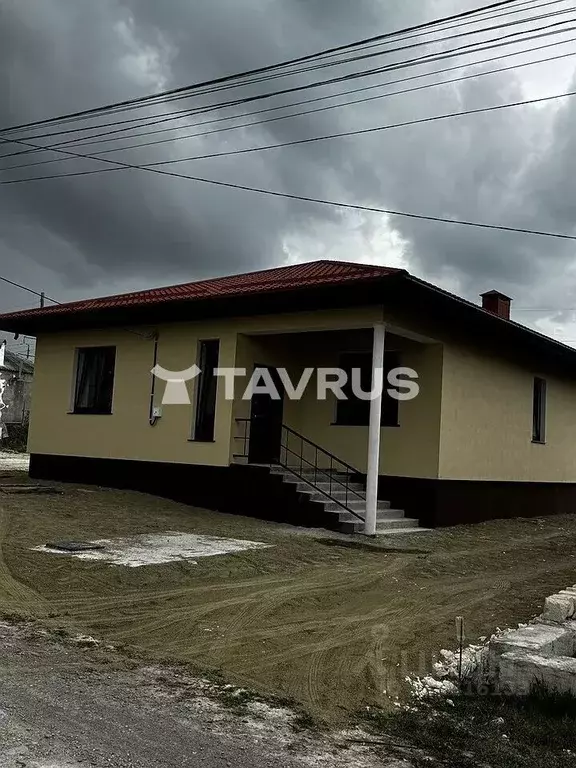 Дом в Крым, Бахчисарайский район, с. Скалистое  (130 м) - Фото 2