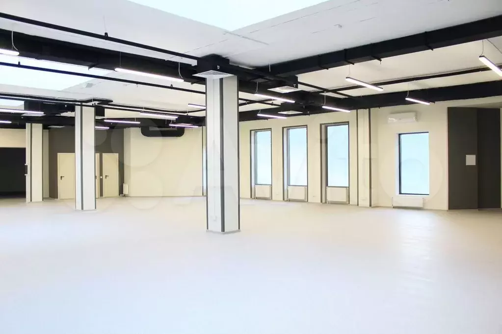 Офис, свободного назначения, у метро, 286 м - Фото 0