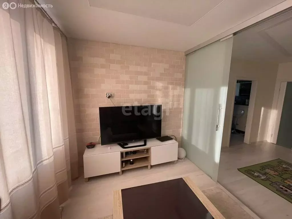 3-комнатная квартира: Новосибирск, Выборная улица, 154/2 (83 м) - Фото 2