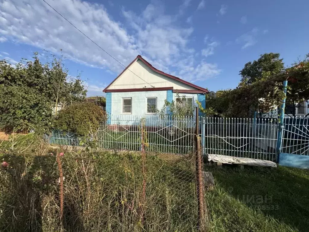 Дом в Краснодарский край, Крымский район, Адагумское с/пос, с. ... - Фото 1
