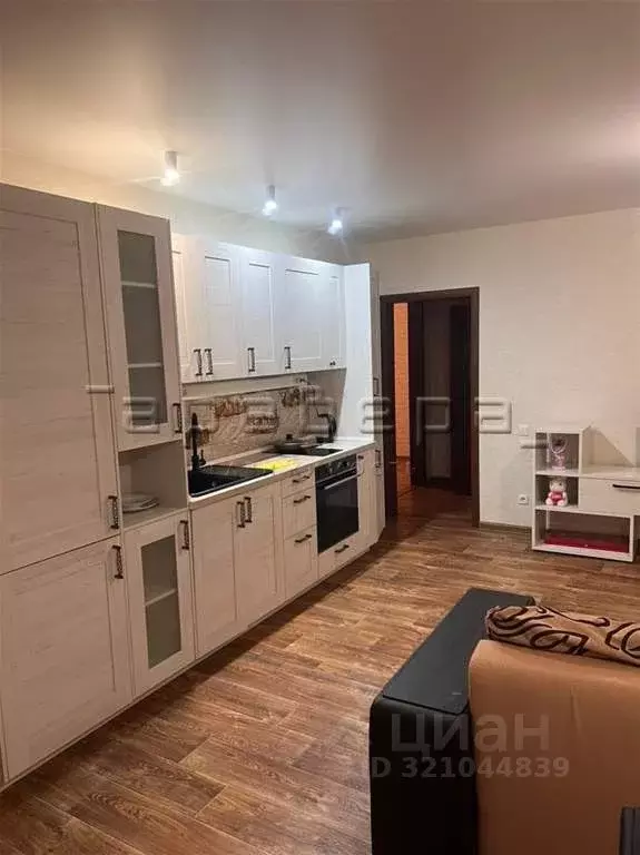 3-к кв. Красноярский край, Красноярск ул. Копылова, 21 (67.7 м) - Фото 1