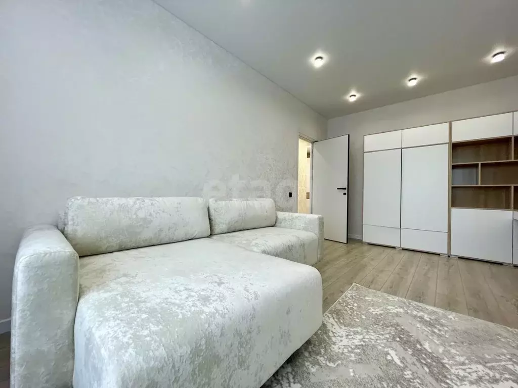 2-к кв. Татарстан, Казань ул. Александра Курынова, 5к1 (53.0 м) - Фото 2