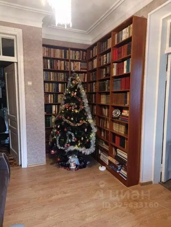 4-к кв. Крым, Феодосия ул. Советская, 17 (82.0 м) - Фото 1