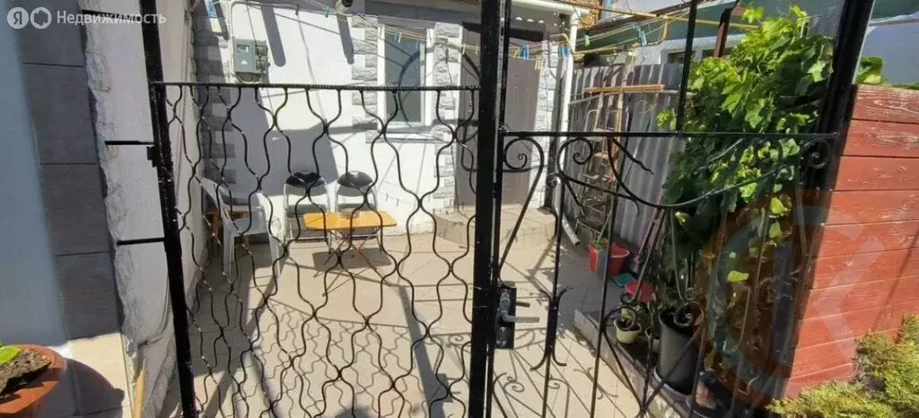 Дом в Евпатория, улица Матвеева, 14 (27 м) - Фото 0