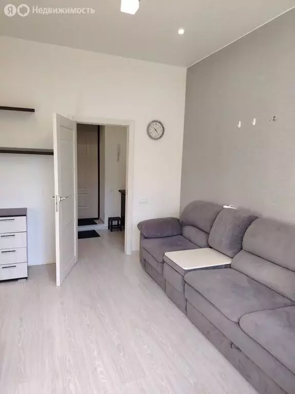 1к в 13-комнатной квартире (17.6 м) - Фото 1