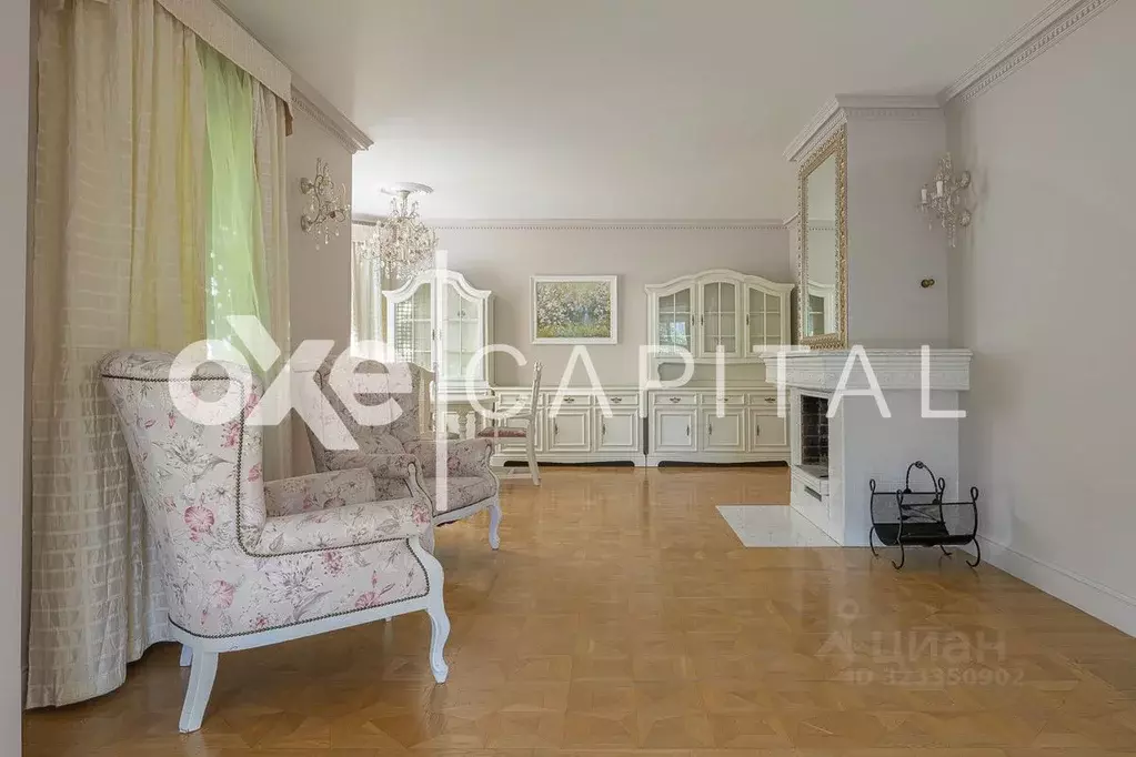 Дом в Московская область, Красногорск городской округ, с. ... - Фото 1