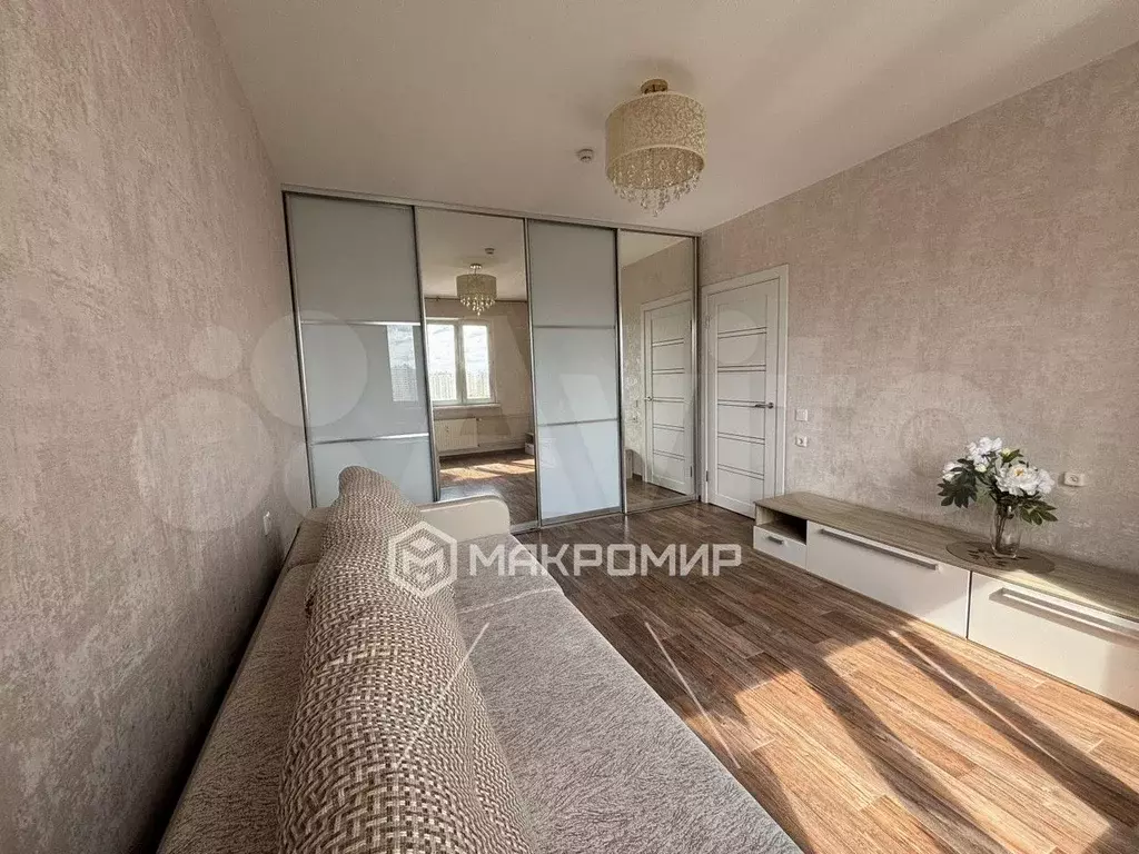 1-к. квартира, 35 м, 17/19 эт. - Фото 1