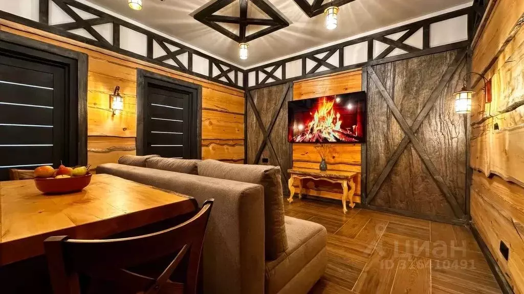 3-к кв. Карелия, Сортавала ул. Ленина, 1 (67.0 м) - Фото 0
