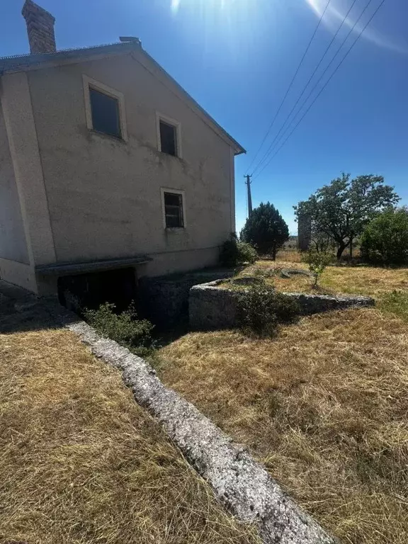 Дом в Крым, Судак муниципальный округ, с. Миндальное  (150 м) - Фото 2