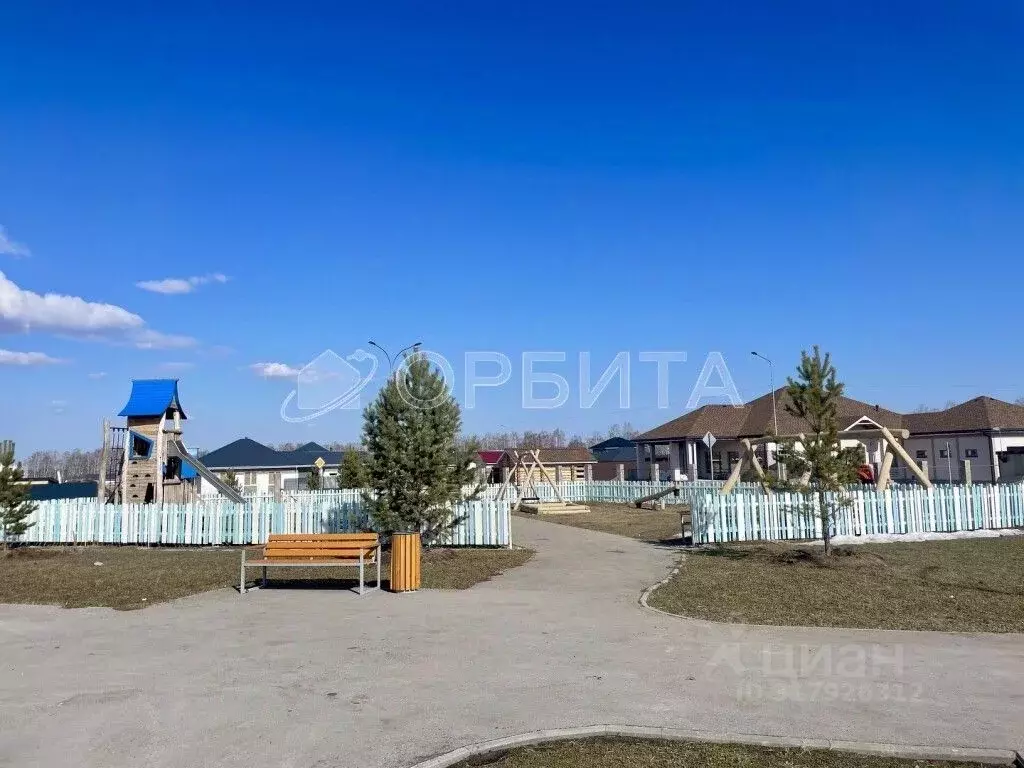 Участок в Тюменская область, Тюменский район, с. Кулаково ул. ... - Фото 1