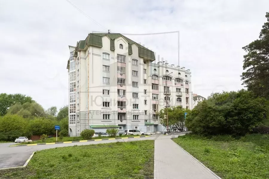 3-к. квартира, 132,3 м, 5/8 эт. - Фото 1