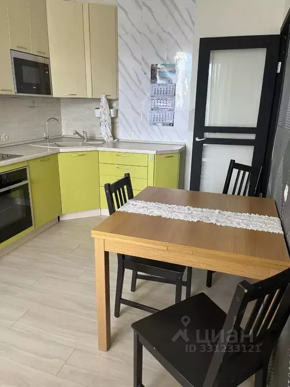 2-к кв. Московская область, Красногорск бул. Космонавтов, 7 (57.0 м) - Фото 0