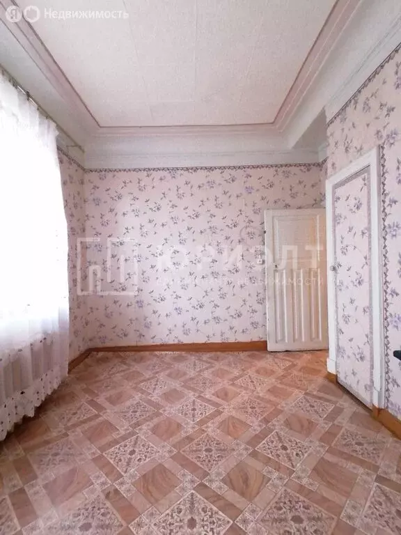 3-комнатная квартира: Нижний Тагил, улица Орджоникидзе, 27 (56.6 м) - Фото 0
