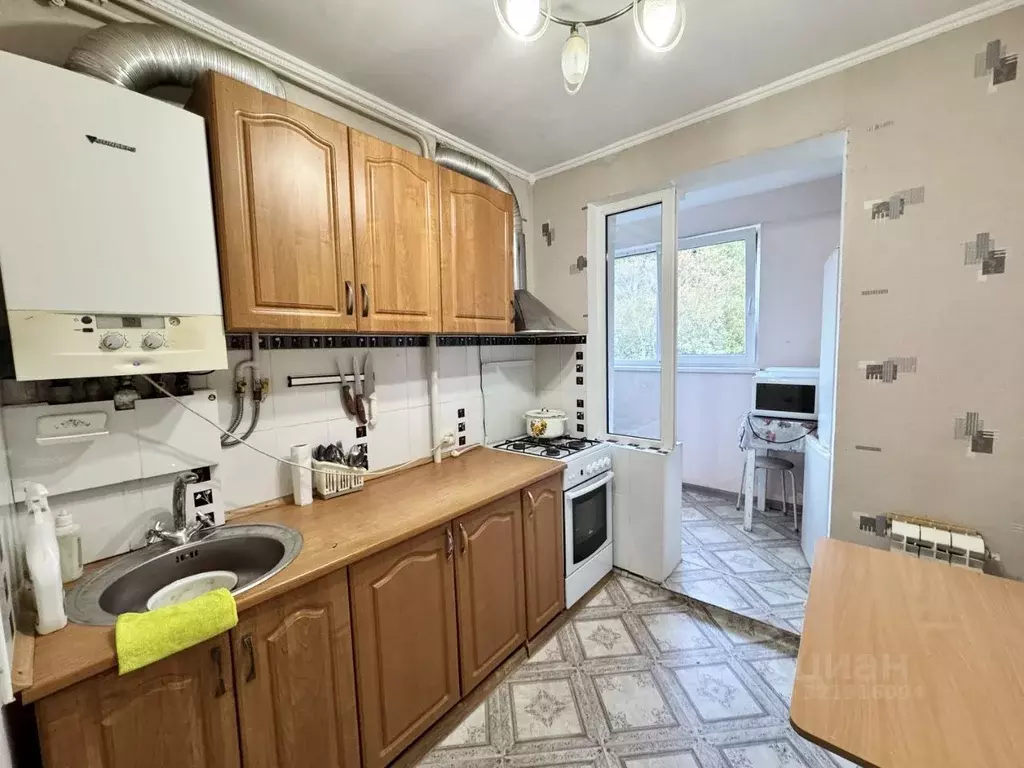 2-к кв. Крым, Алушта ул. Ялтинская, 2 (48.4 м) - Фото 2