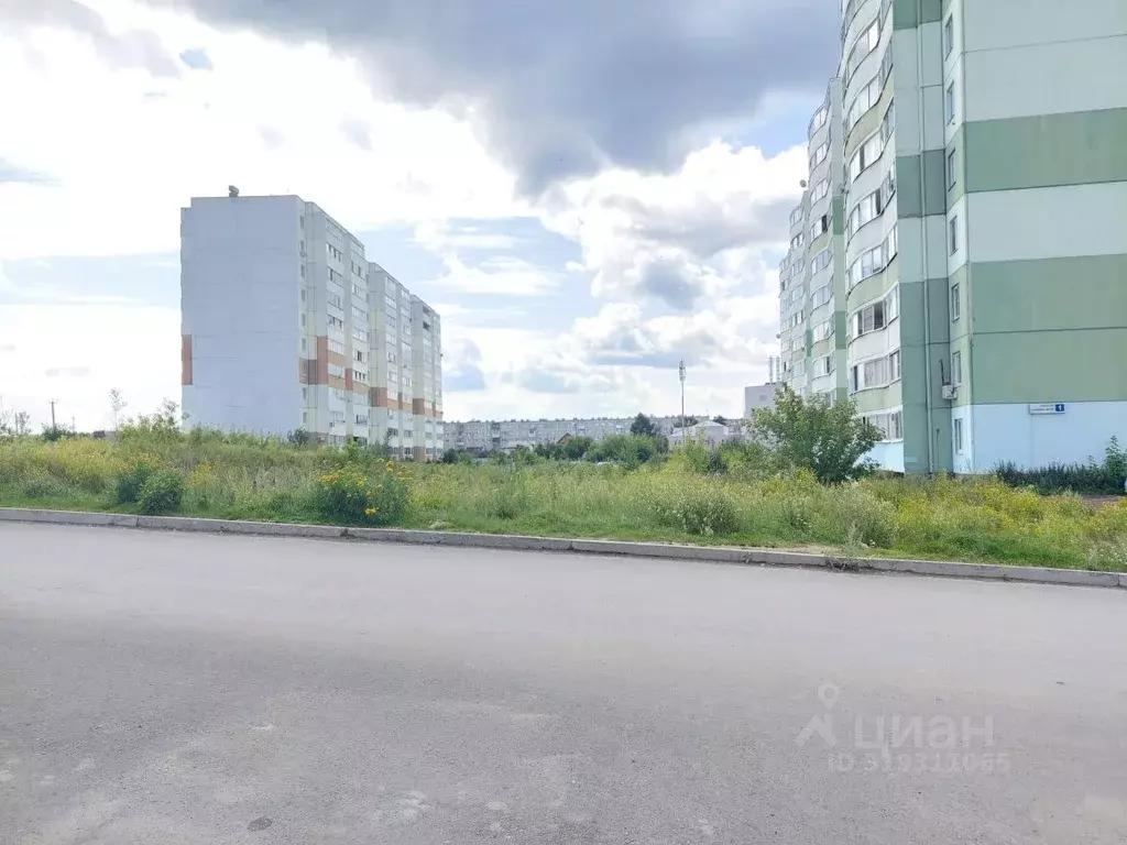 Участок в Свердловская область, Сысерть ул. Коммуны, 48 (29.38 сот.) - Фото 2