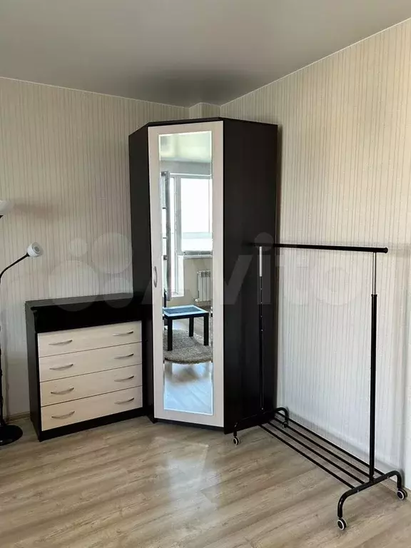 1-к. квартира, 42 м, 5/9 эт. - Фото 1