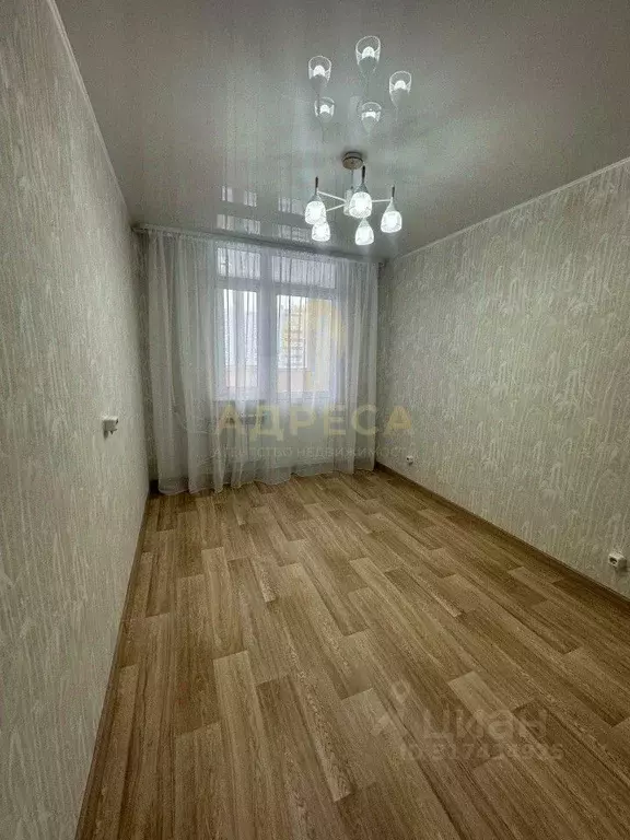 1-к кв. Оренбургская область, Оренбург Уральская ул., 2/8 (48.8 м) - Фото 1
