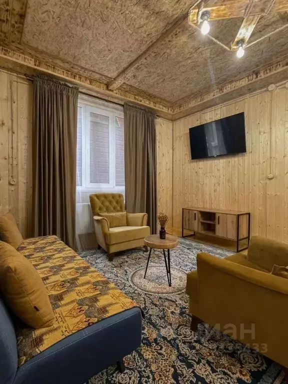 Дом в Кабардино-Балкария, Эльбрусский район, с. Терскол ул. ... - Фото 0