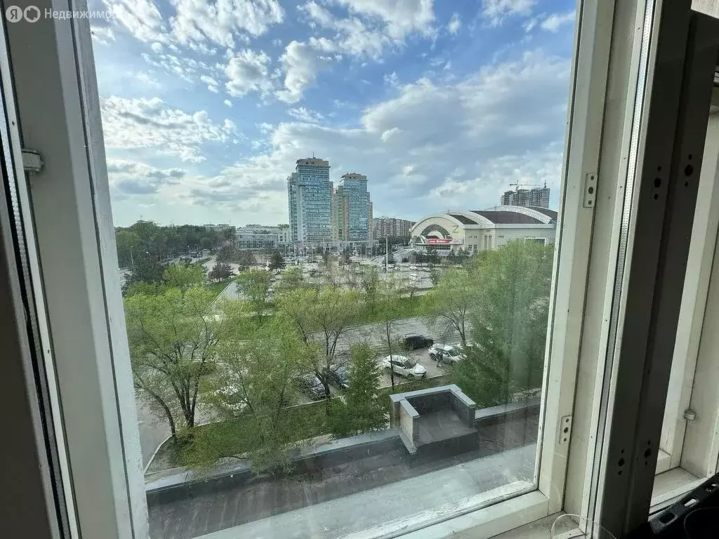 3-комнатная квартира: Хабаровск, улица Дикопольцева, 10 (92.7 м) - Фото 0