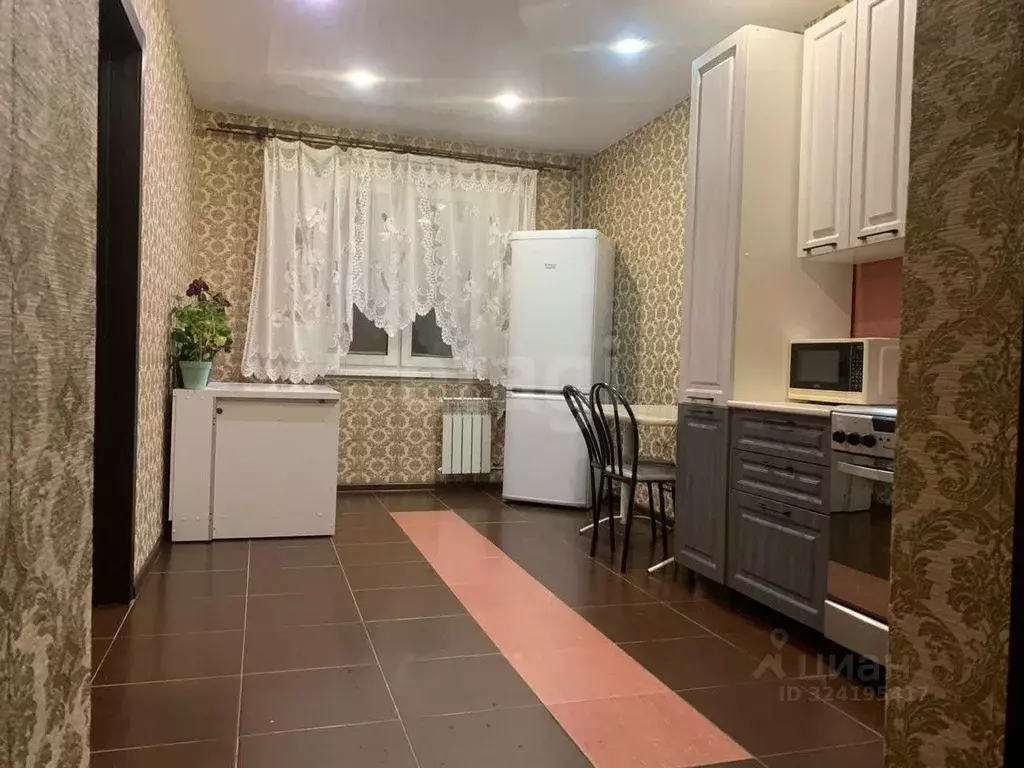 1-к кв. Новосибирская область, Новосибирск ул. Плющихинская, 6 (48.5 ... - Фото 1