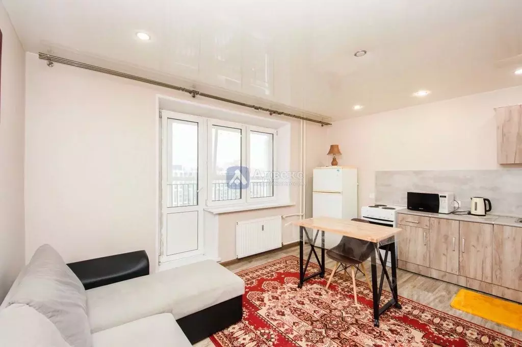 Студия Тюменская область, Тюмень Мелиораторов мкр, ул. Сидора ... - Фото 1