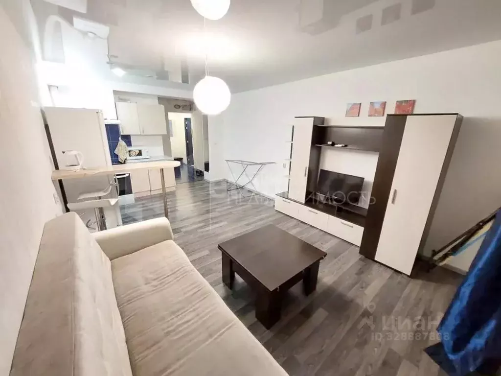 Студия Тюменская область, Тюмень ул. Демьяна Бедного, 83к1 (28.2 м) - Фото 1