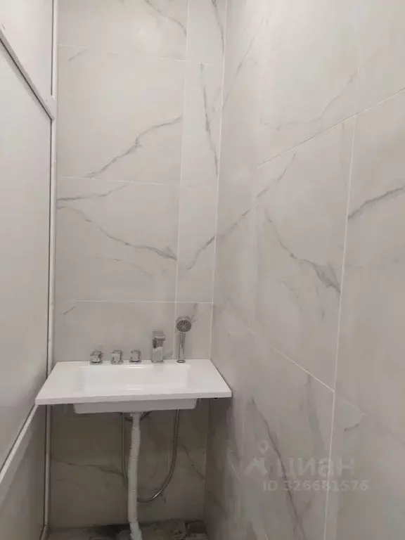 Дом в Кемеровская область, Инской пгт ул. Троицкая (243 м) - Фото 1