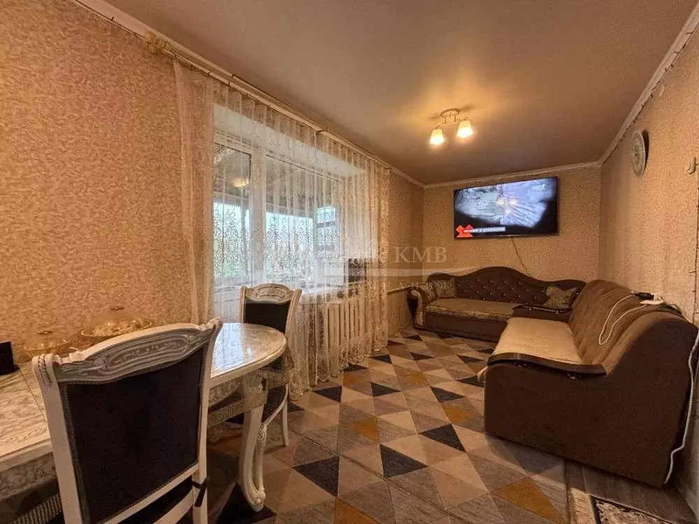 Продаётся 2-к квартира, 40 м - Фото 0