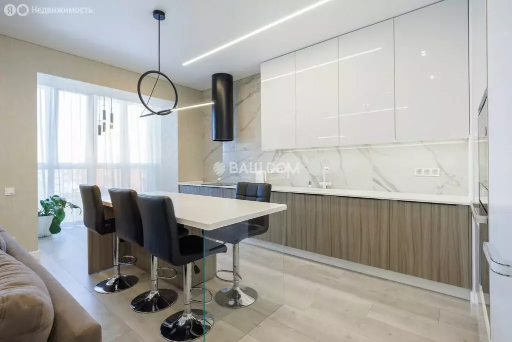 3-комнатная квартира: посёлок Мичуринский, микрорайон Мегаполис-Парк, ... - Фото 2