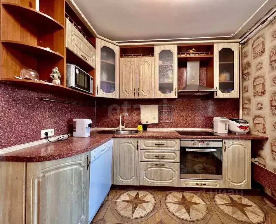 3-к кв. Ханты-Мансийский АО, Нягань 1-й мкр, 45 (67.9 м) - Фото 0
