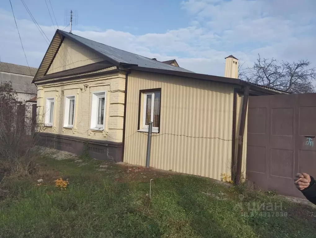 Дом в Саратовская область, Энгельс ул. Пугачева, 19 (101 м) - Фото 1