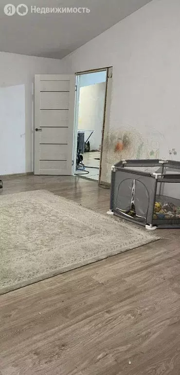 2-комнатная квартира: Махачкала, улица Магомеда Гамзатова, 35 (82 м) - Фото 1