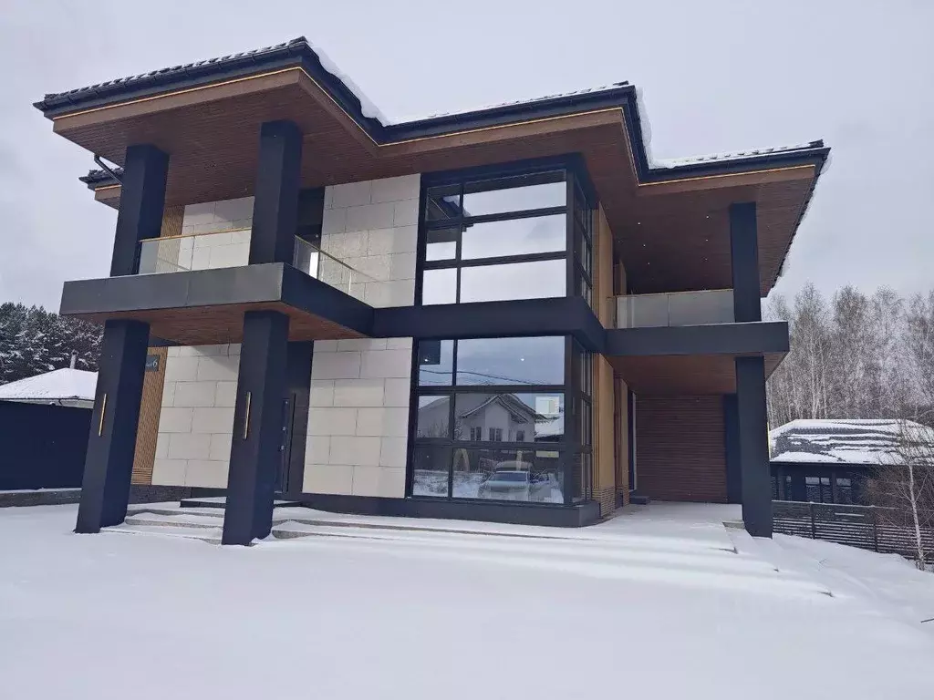 Дом в Красноярский край, Красноярск городской округ, пос. Элита ул. ... - Фото 1