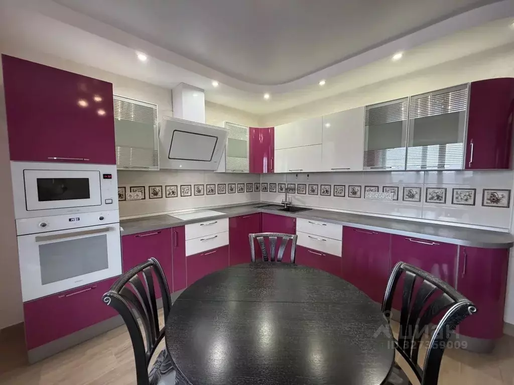 1-к кв. Волгоградская область, Волгоград ул. Фадеева, 63 (55.0 м) - Фото 1