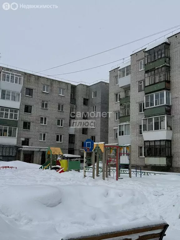 2-комнатная квартира: Каменск-Уральский, микрорайон Октябрьский, улица ... - Фото 2