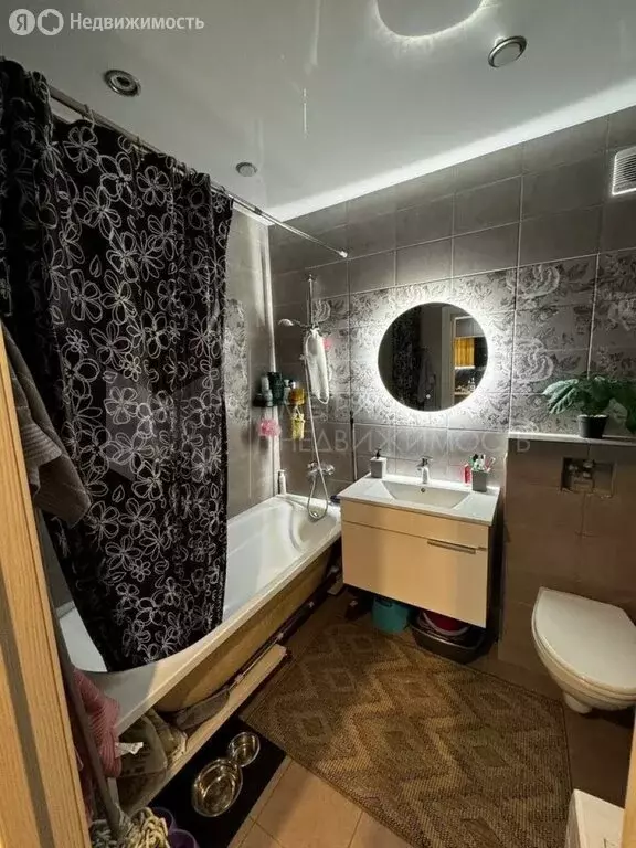 1-комнатная квартира: Тюмень, улица Николая Ростовцева, 26к1 (53 м) - Фото 0