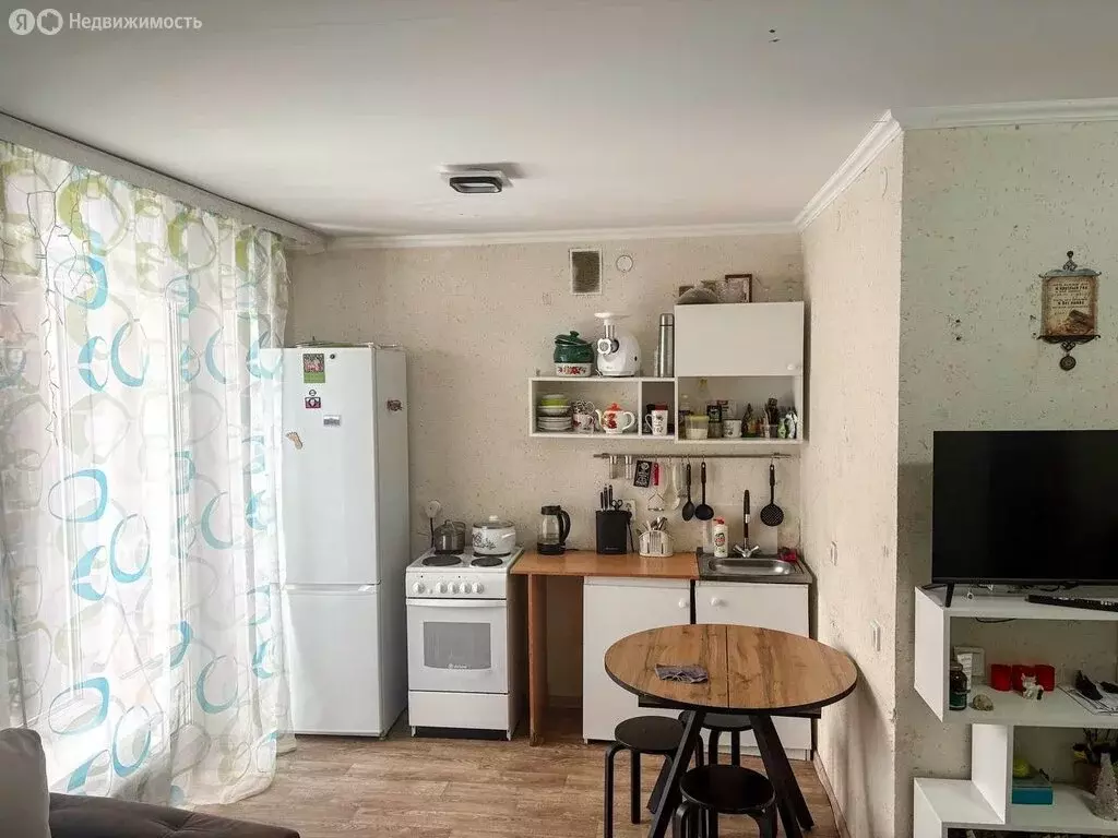 Квартира-студия: посёлок городского типа Стройкерамика, улица ... - Фото 2