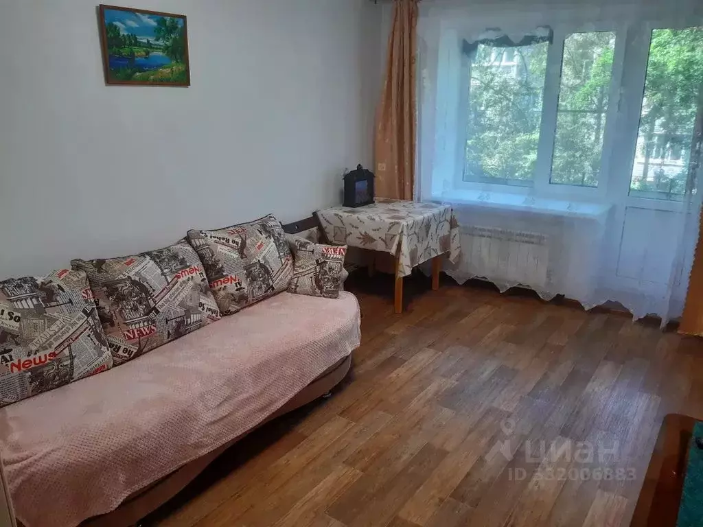 2-к кв. Ленинградская область, Тихвин 1-й мкр, 22 (50.0 м) - Фото 1