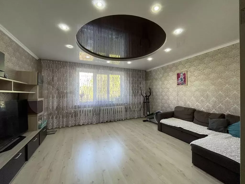 3-к. квартира, 65 м, 3/9 эт. - Фото 0