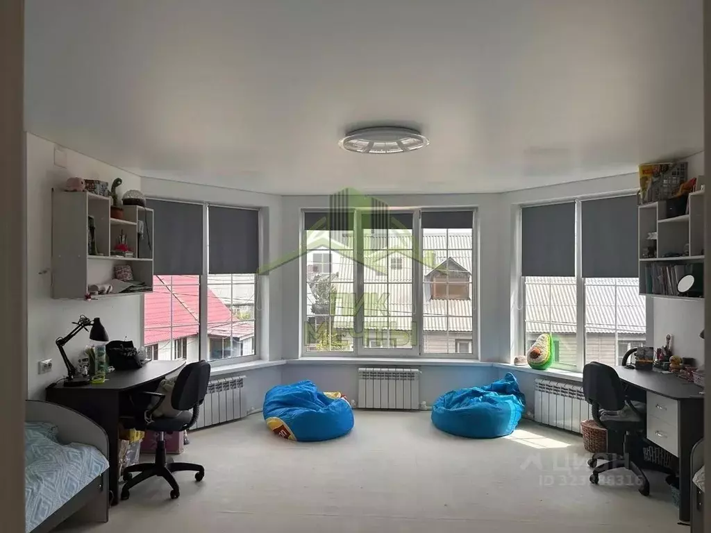 Дом в Бурятия, Улан-Удэ Радужный мкр, ул. Военная (160 м) - Фото 1