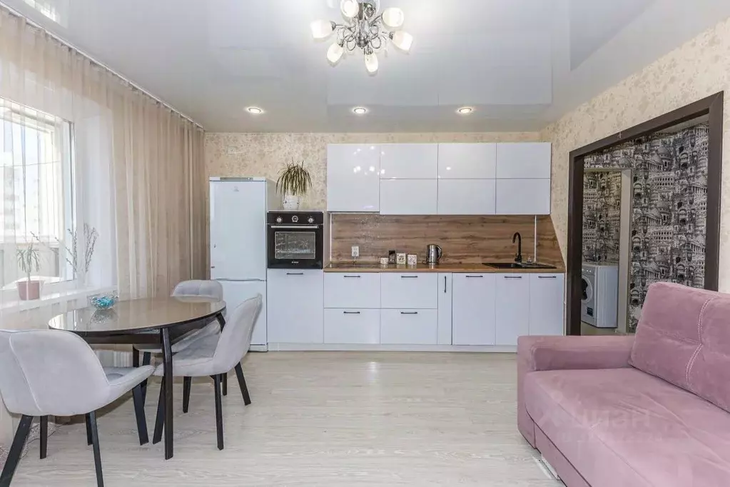 1-к кв. Курганская область, Курган Заозерный жилрайон, 4-й мкр, 9 ... - Фото 1