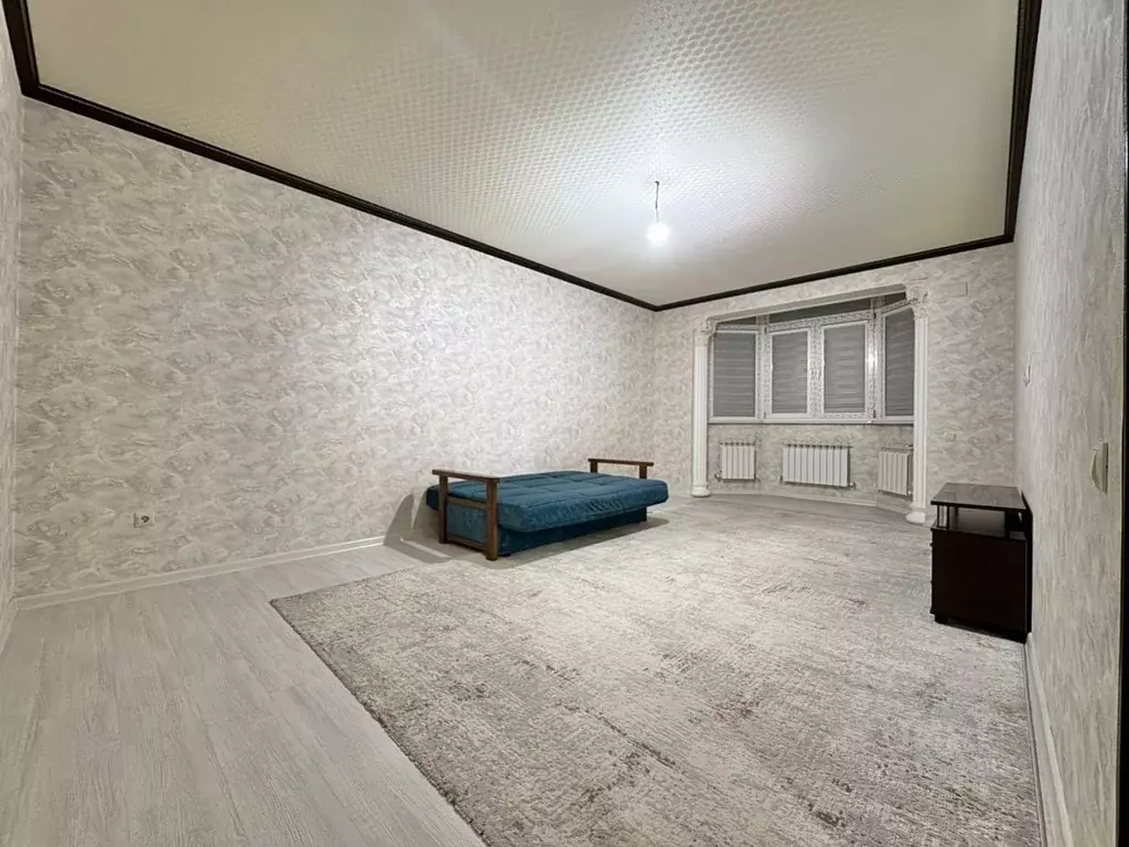 2-к кв. Кабардино-Балкария, Нальчик ул. Толстого (83.0 м) - Фото 1