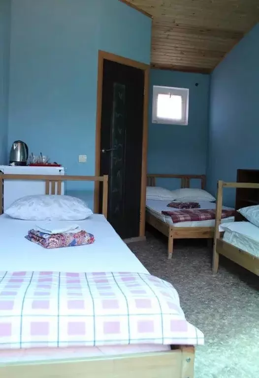 Комната Краснодарский край, Ейский район, Кухаривское с/пос, с. ... - Фото 1