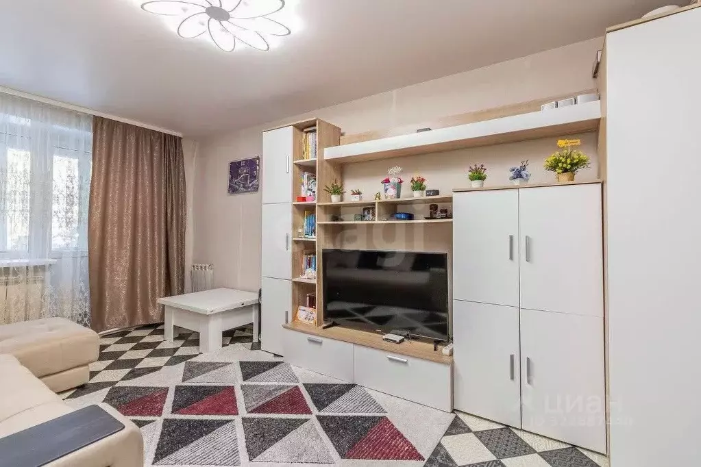 2-к кв. Тюменская область, Тюменский муниципальный округ, с. Ембаево ... - Фото 1