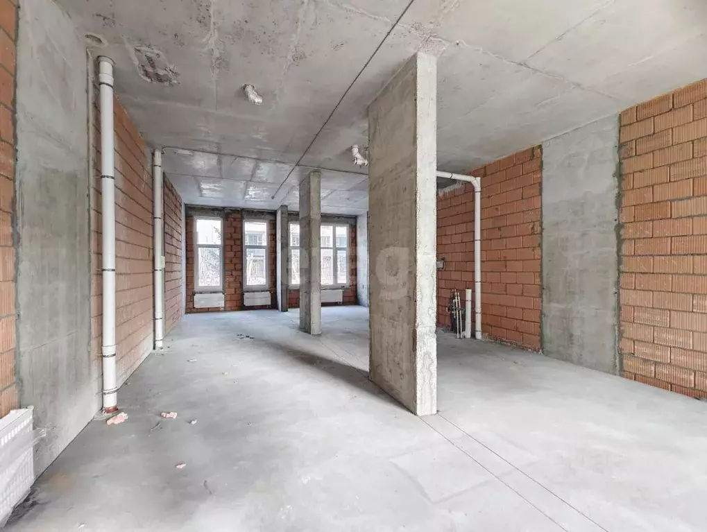 Помещение свободного назначения в Тюменская область, Тюмень ул. Павла ... - Фото 1