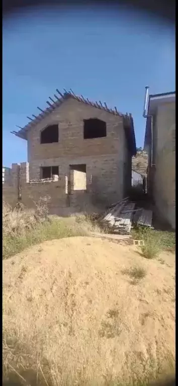 Дом в Крым, Симферопольский район, Перовское с/пос, с. Молочное ул. ... - Фото 1